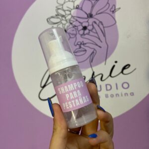 Shampoo para pestañas