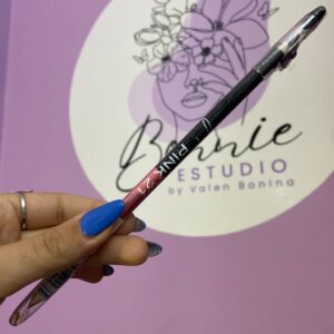 Delineador de ojos y labios 2 en 1